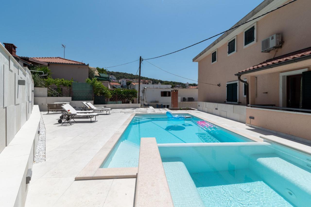Apartment Sara Trogir Zewnętrze zdjęcie