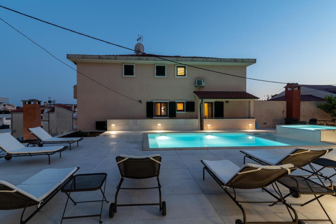 Apartment Sara Trogir Zewnętrze zdjęcie