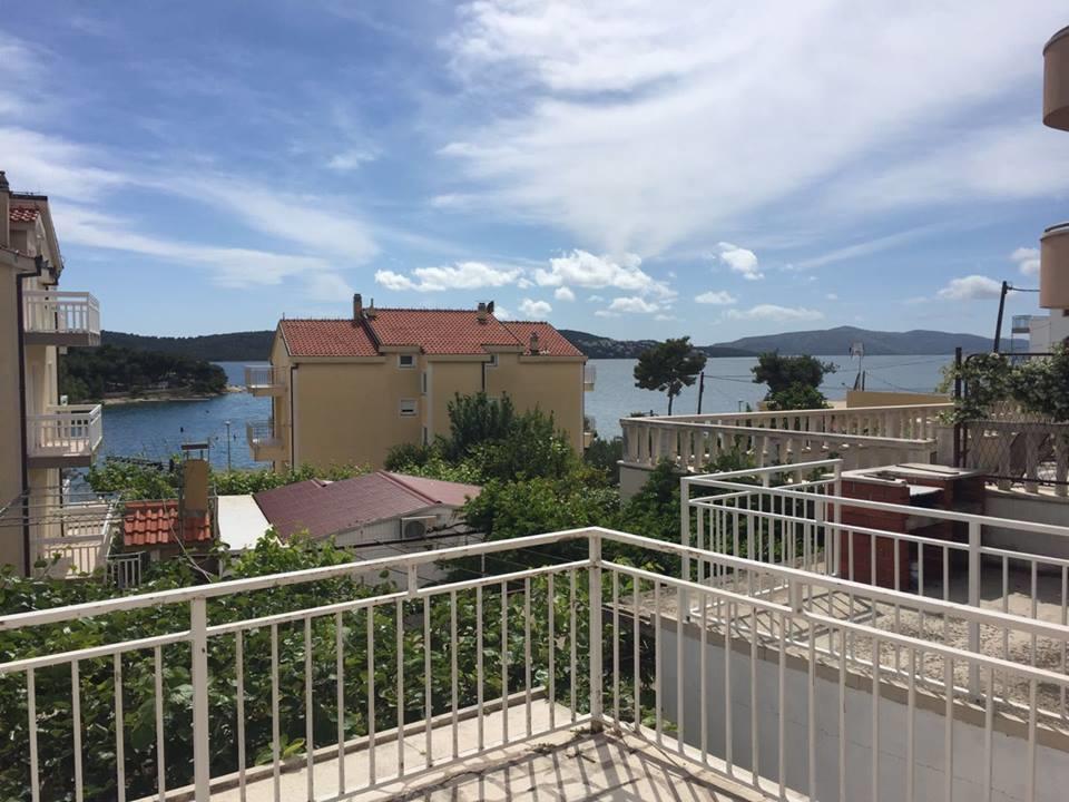 Apartment Sara Trogir Zewnętrze zdjęcie